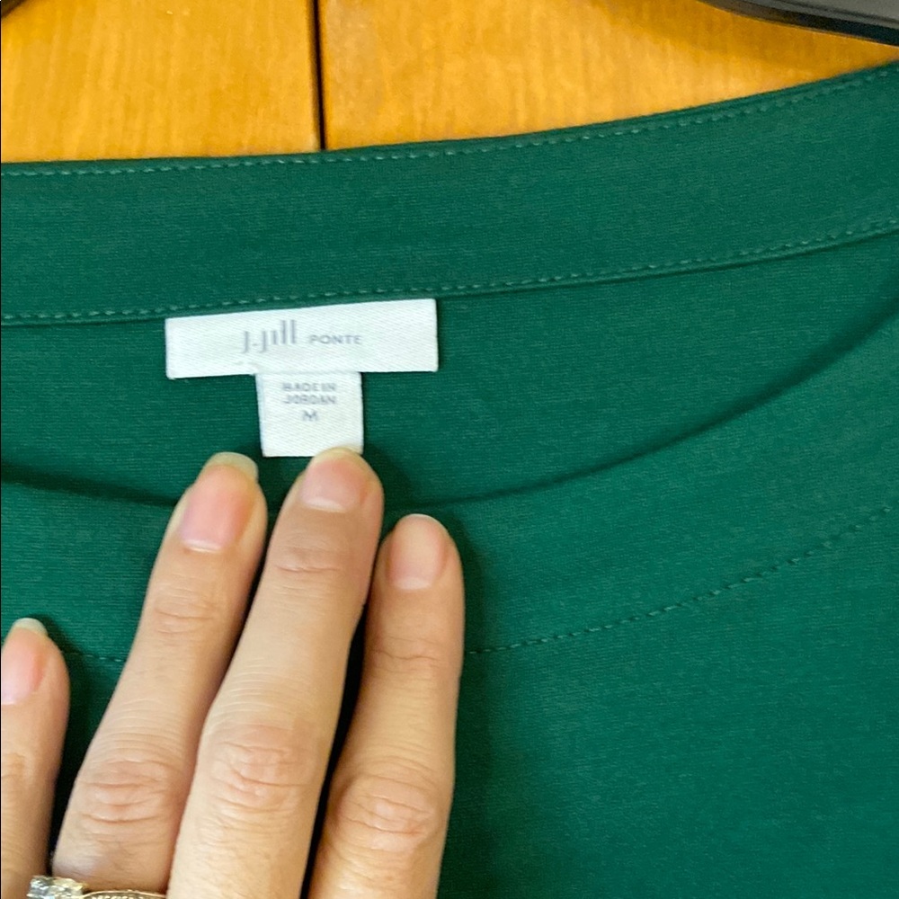 J. Jill Green Women's Top with Button Details on Long Sleeves. Size M - Picture 4 of 10